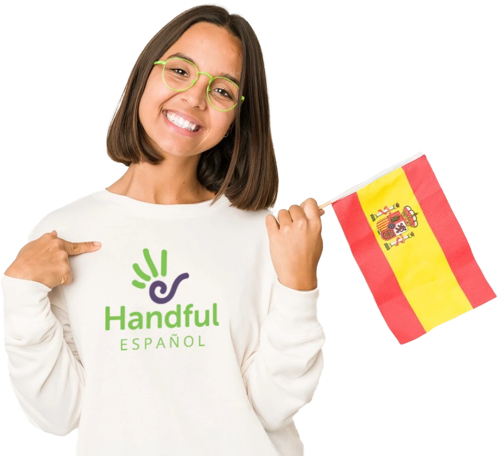 Foto de uma mulher segurando uma bandeira da Espanha e apontando para o logotipo da Handful Espanhol estampado em seu casaco